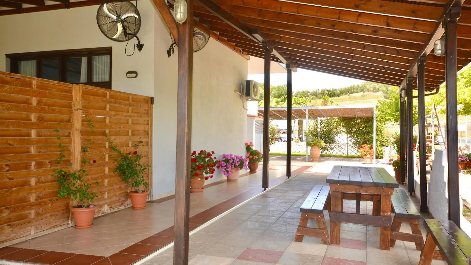 فندق Zafira Retreat Vatopédhion اليونان
